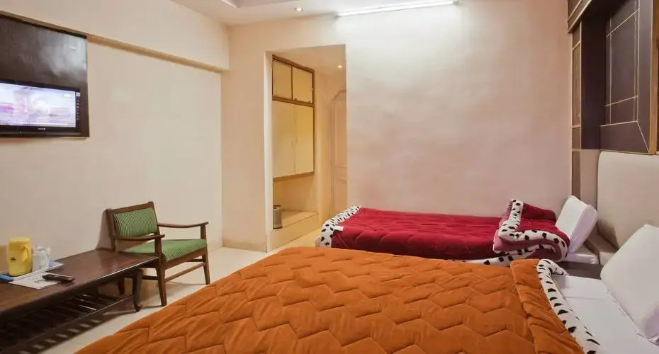 Hotel Suvidha Deluxe And Restaurant