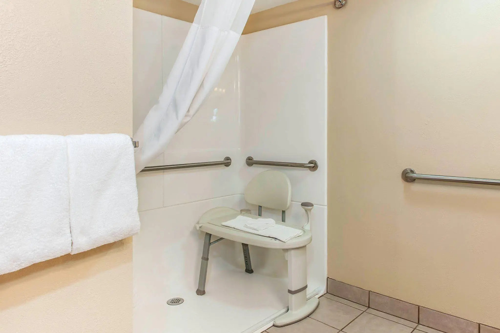 Quality Inn Findlay