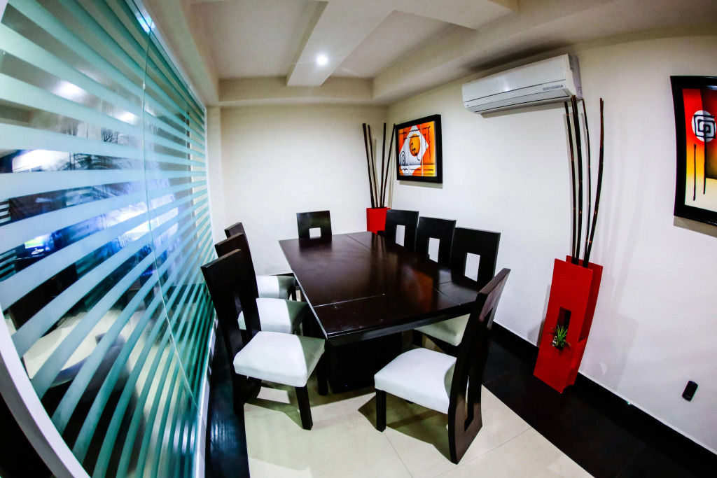 Hotel Portonovo Plaza Malecon
