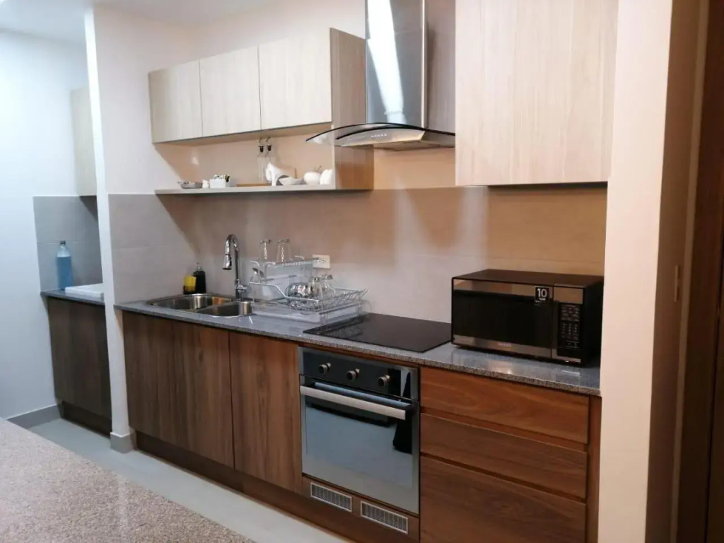 Suite Apartameto 1606 Espectacular Vista La Carolina, piso 16 ONE - Quito