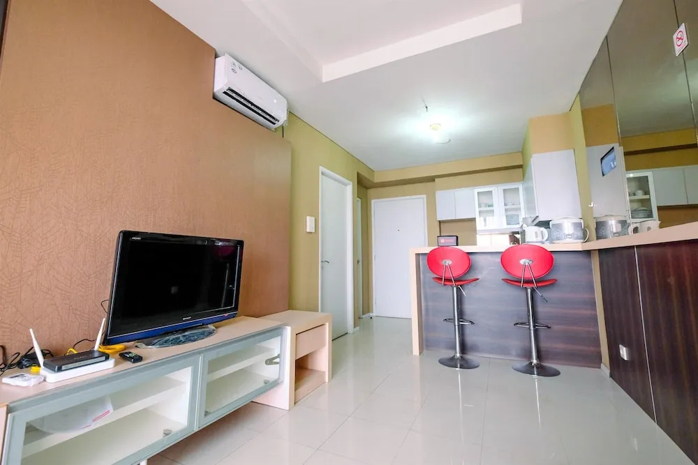 Spacious 2BR Apartment at The Lavande Residence