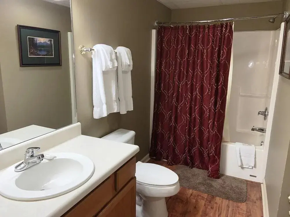 Whispering Pines 641