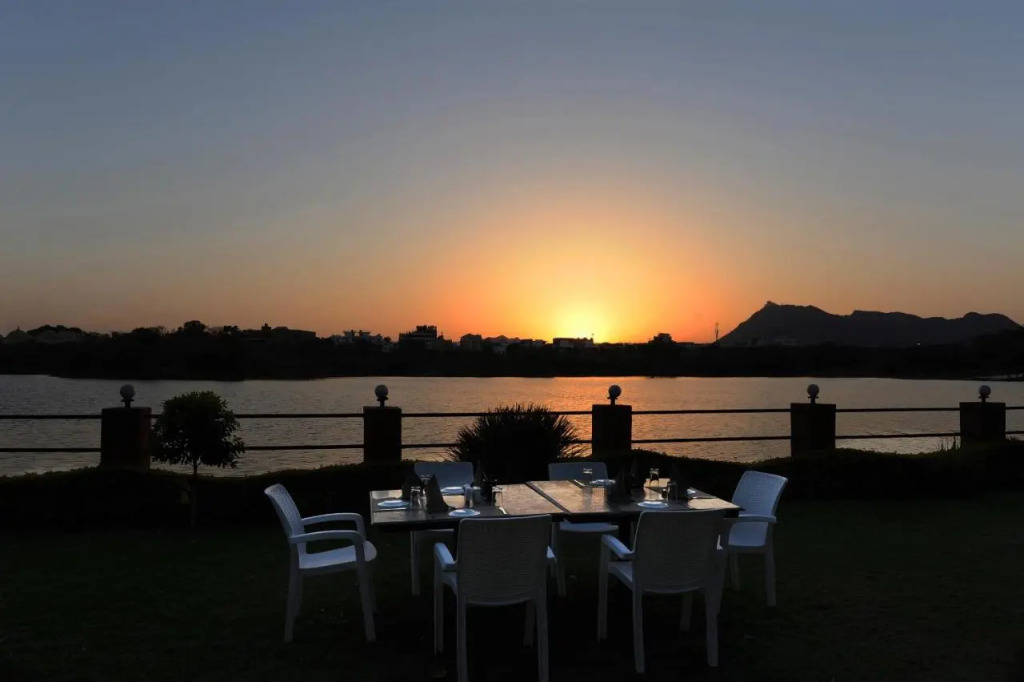 Shree Vilas Orchid A Lake View Hotel Udaipur