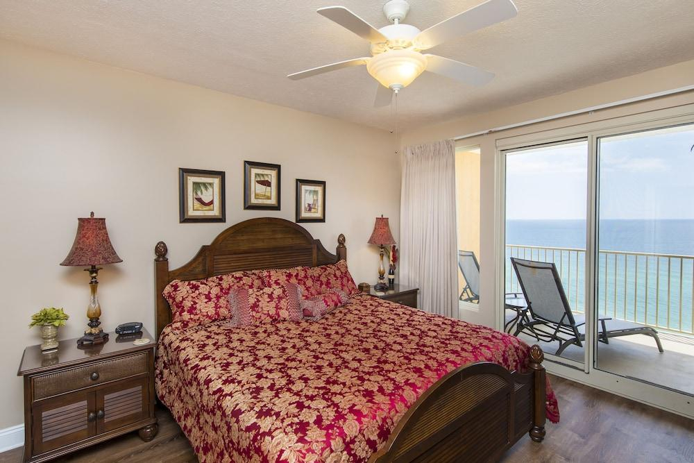 Treasure Island 1004