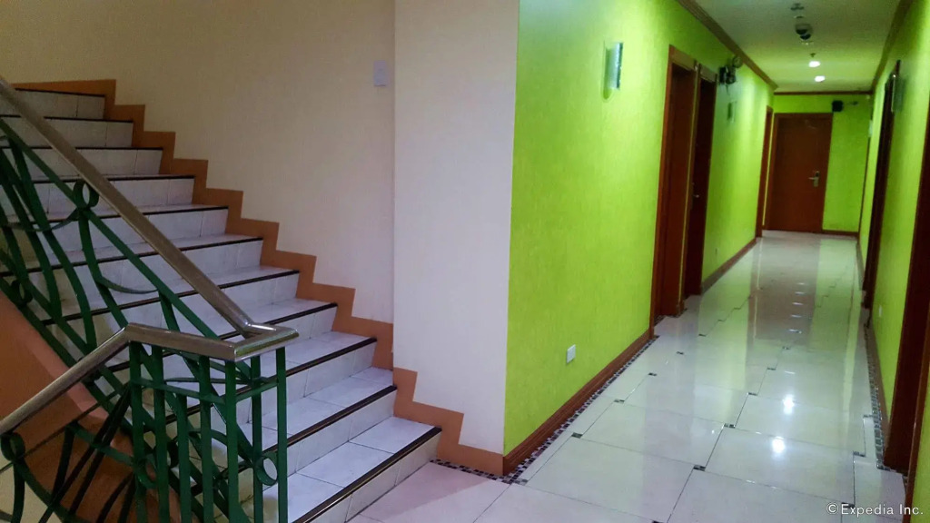 C & L Suites Inn