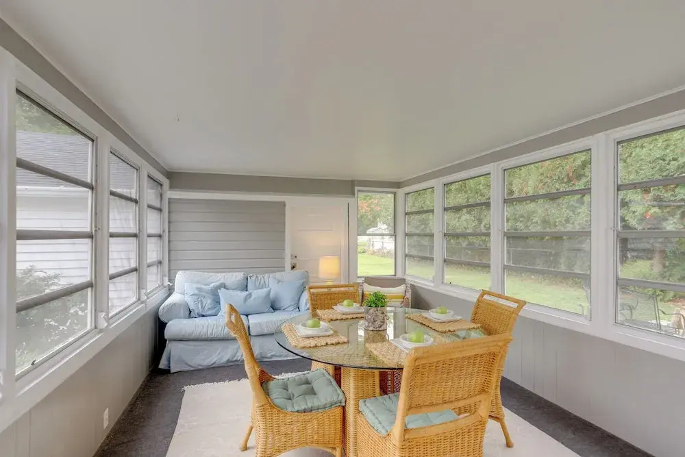 Cozy Cottage in Historic Village: Near Cedar Point