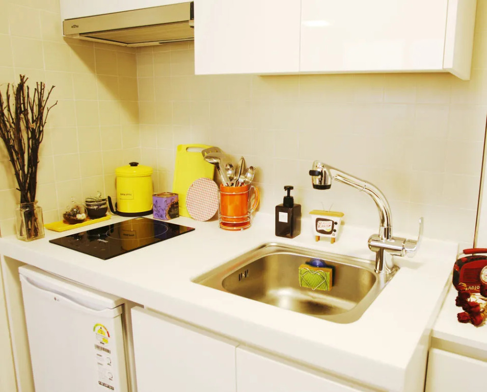 Travelers Planet Studio Type Hostel