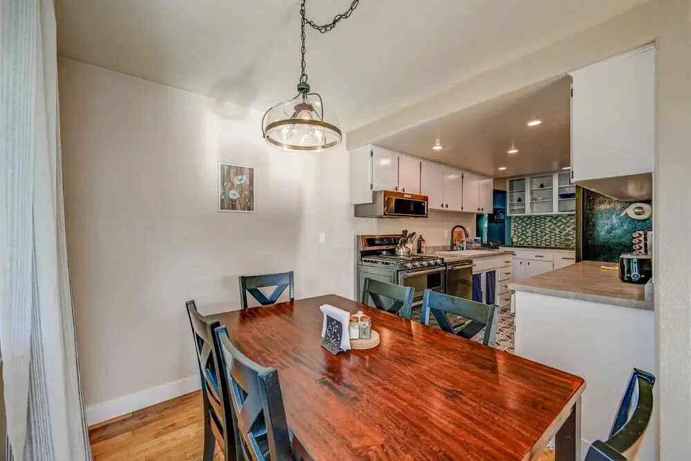 Renton Oasis: Relaxing 3br Home W/ Great Outdoor! 3 Bedroom Home by RedAwning