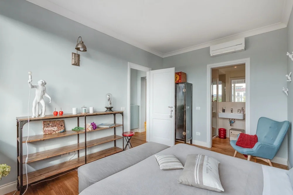 Lovely Apartment in Florence for 6 - Three Bedroom Apartment, Sleeps 6