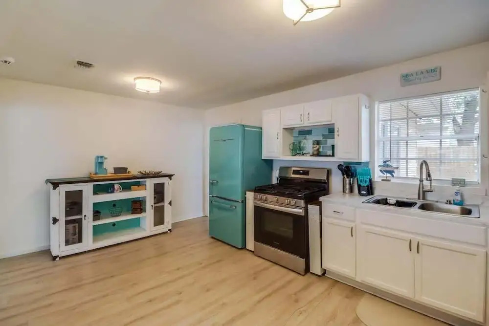 Sea La Vie in Long Beach