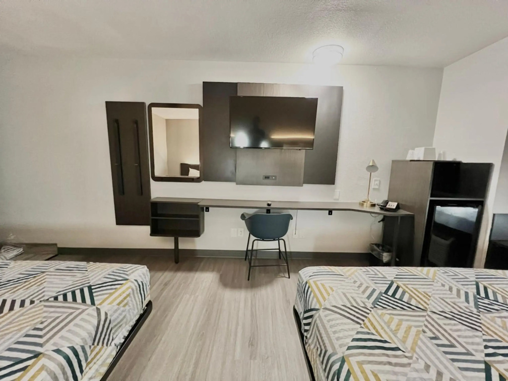 Motel 6-Simpsonville, SC - Greenville