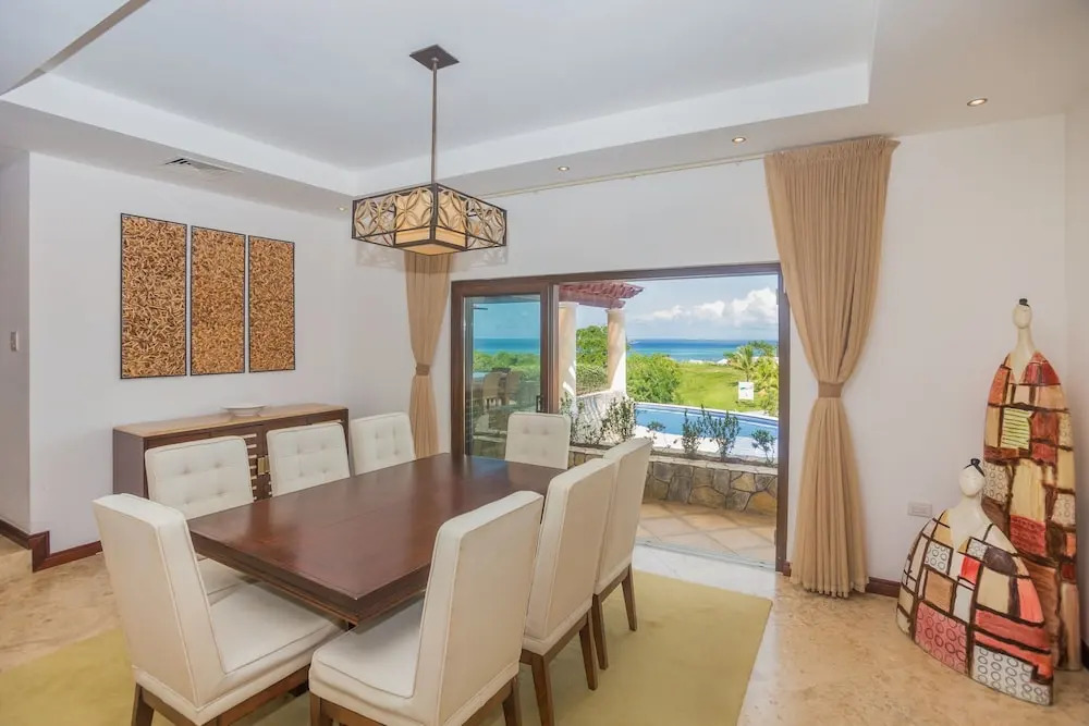 Pristine Bay 1108 4 Bedroom Home by RedAwning