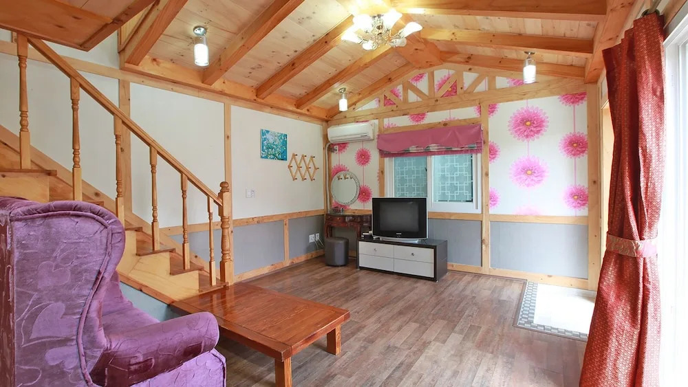 Gapyeong Iris Pension
