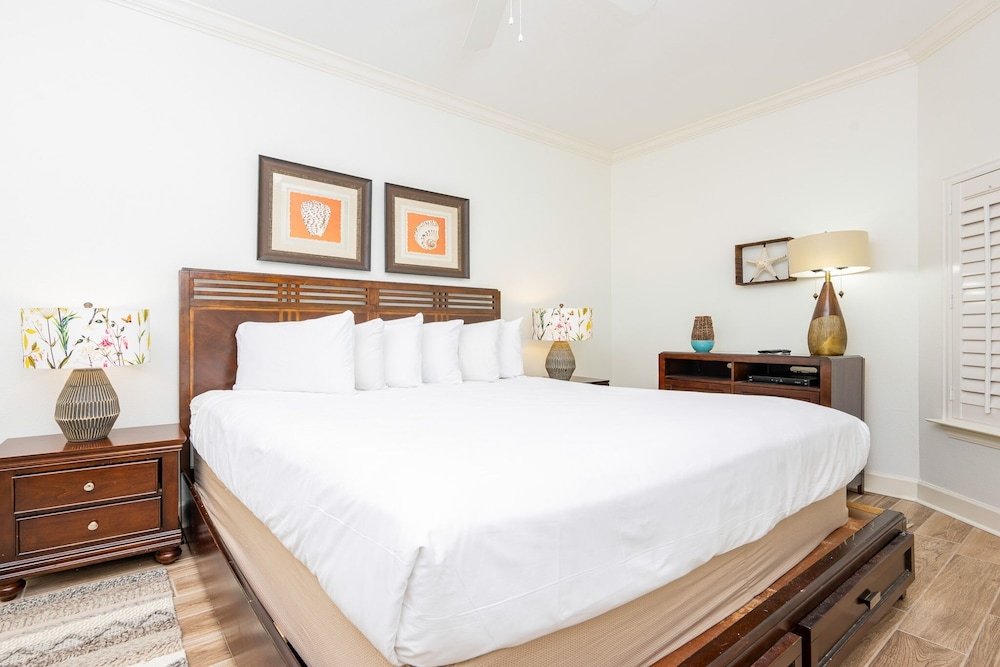 The Oasis 2015 Formerly Phoenix West Ii 2015 3 Bedroom Condo