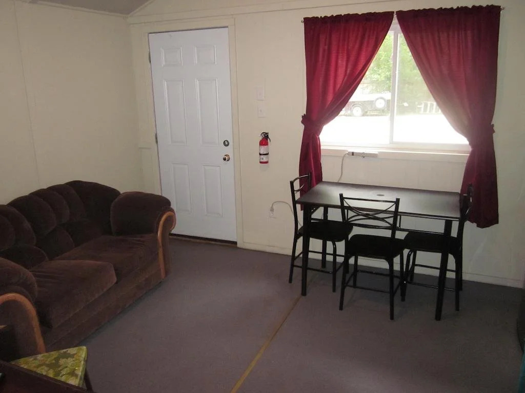 Rivershore Cottages