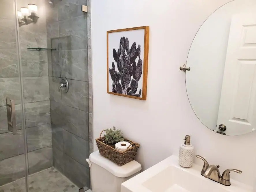 Stylish & Newly-Renovated Suites near Las Olas