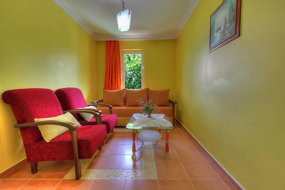 Mandalinn Hotel