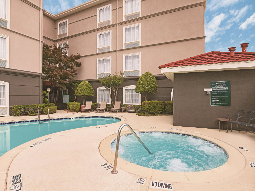 La Quinta by Wyndham Fort Worth City View