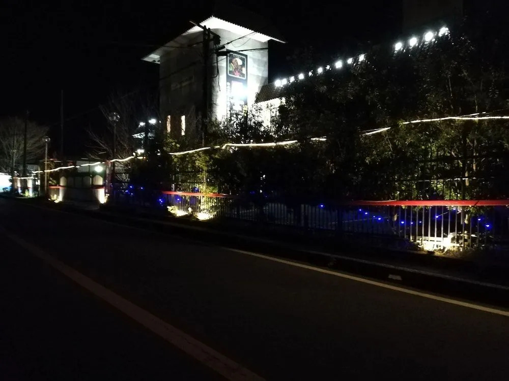 Hotel Swan Lake Nagara