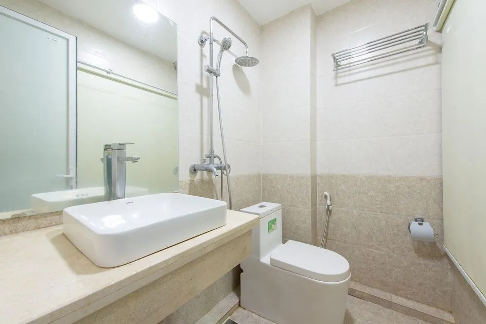 OYO 196 Sweet Hotel