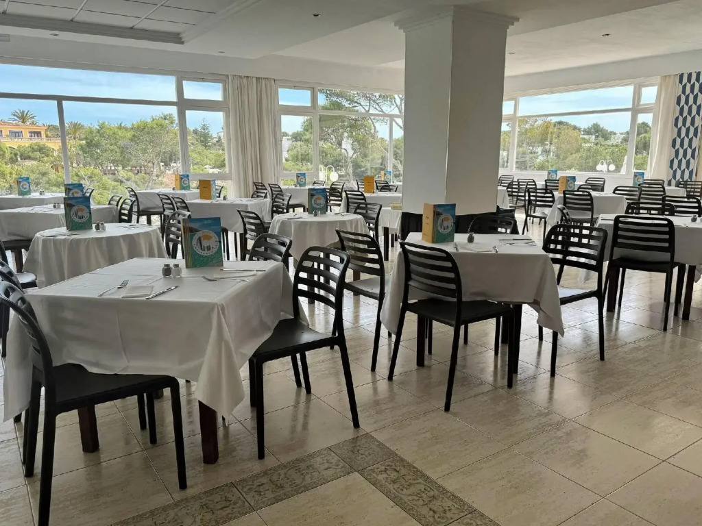 Hotel Cabot Cala Ferrera
