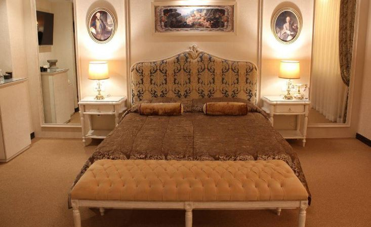 Javad Hotel