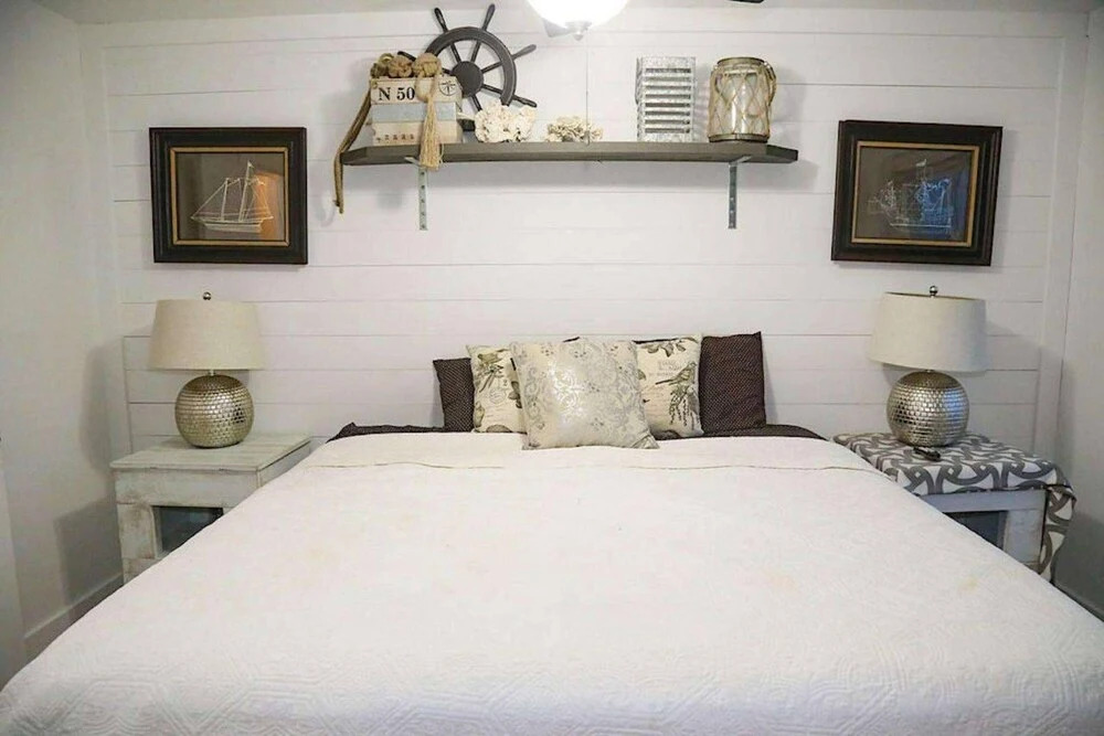 13225 Oleander Dr - The Quiet Lady by Blue Swell