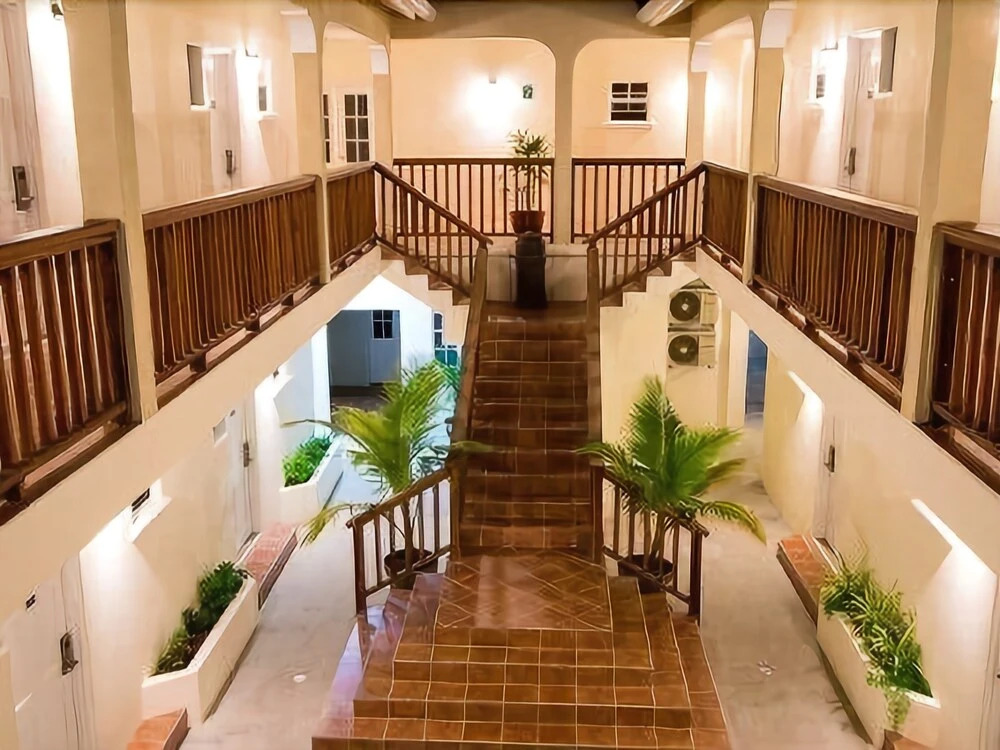 Mermaid Beach Hotel