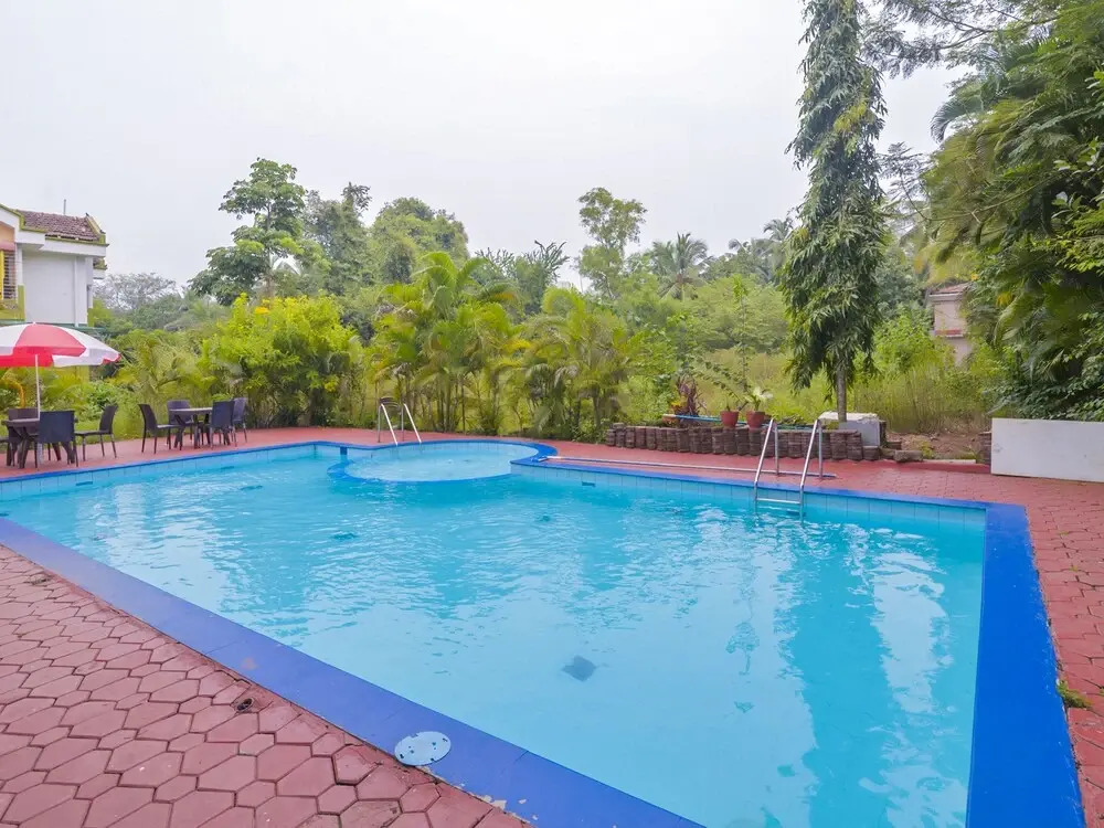 OYO 18754 Home Pool View 1BHK Varca