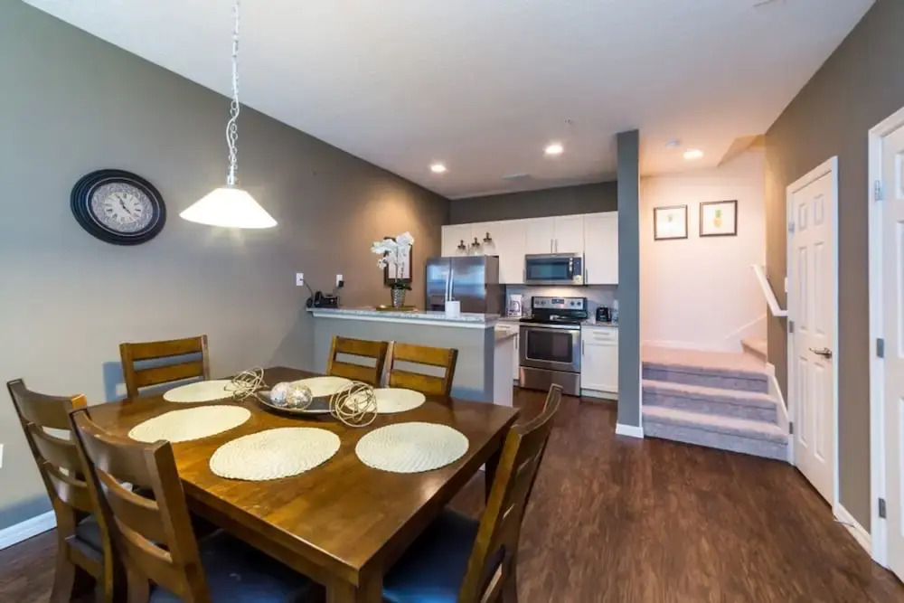 Lucaya Village - 9006 Shine Drive