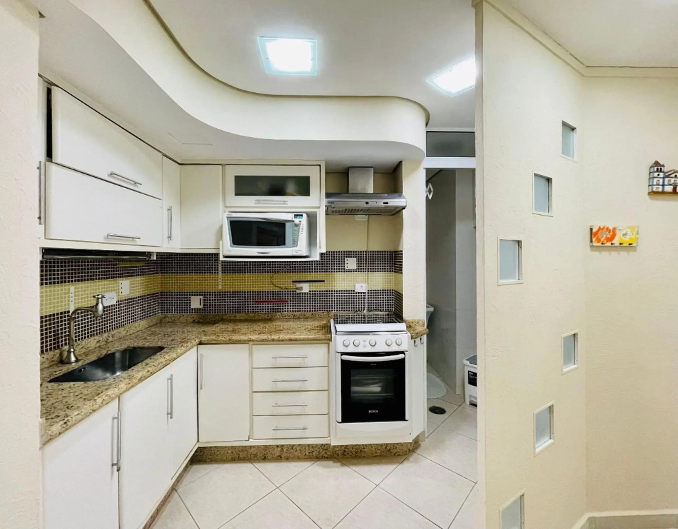 Apartamento em condomínio com infraestrutura de lazer completo e vista para o mar na Costa Verde da Tabatinga
