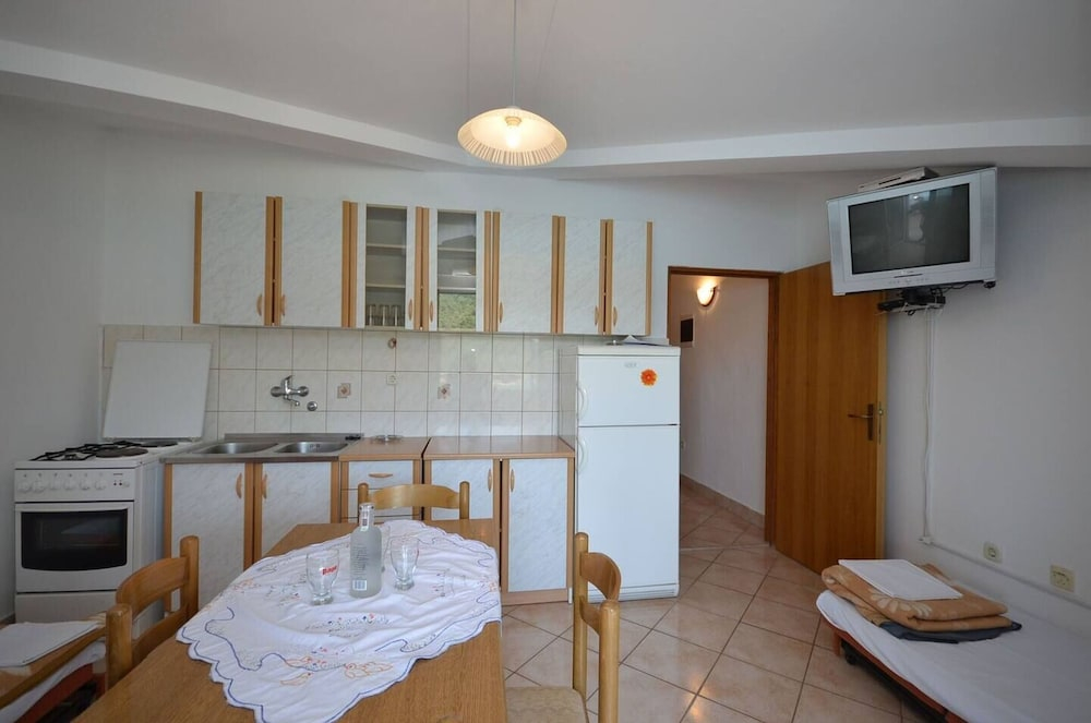 Apartments Zlatko