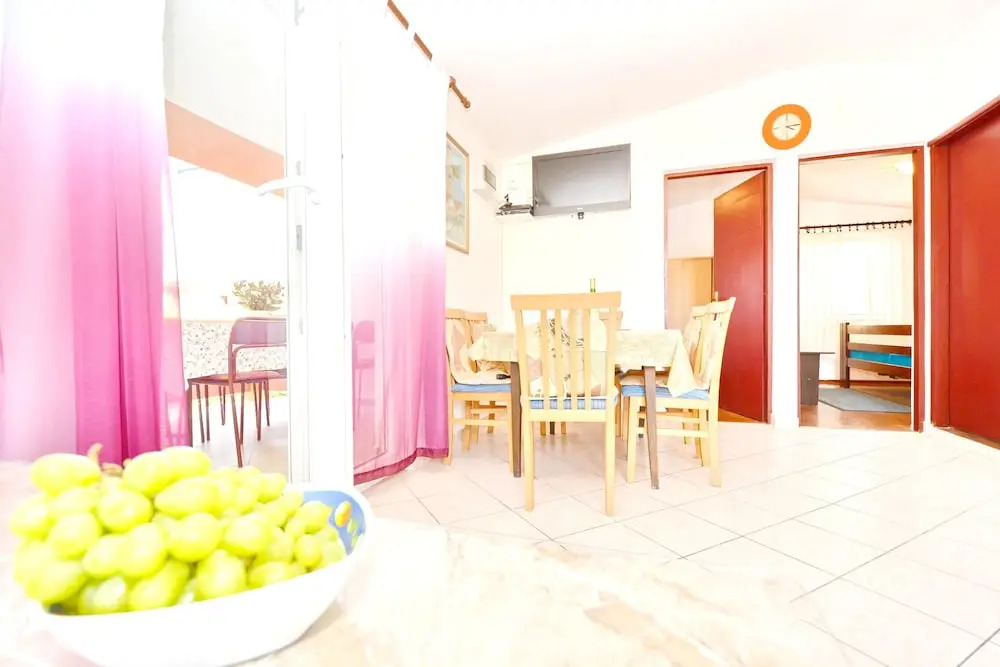 Apartment With 3 Bedrooms in Vir, With Enclosed Garden and Wifi - 250