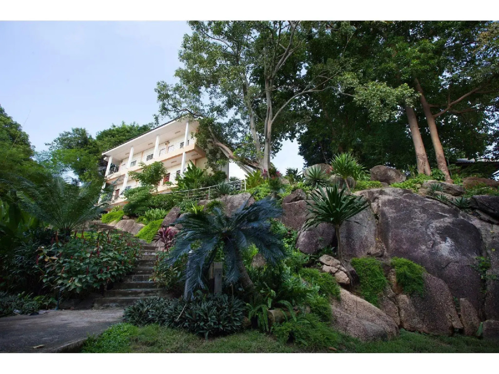 Green Residence Hotel
