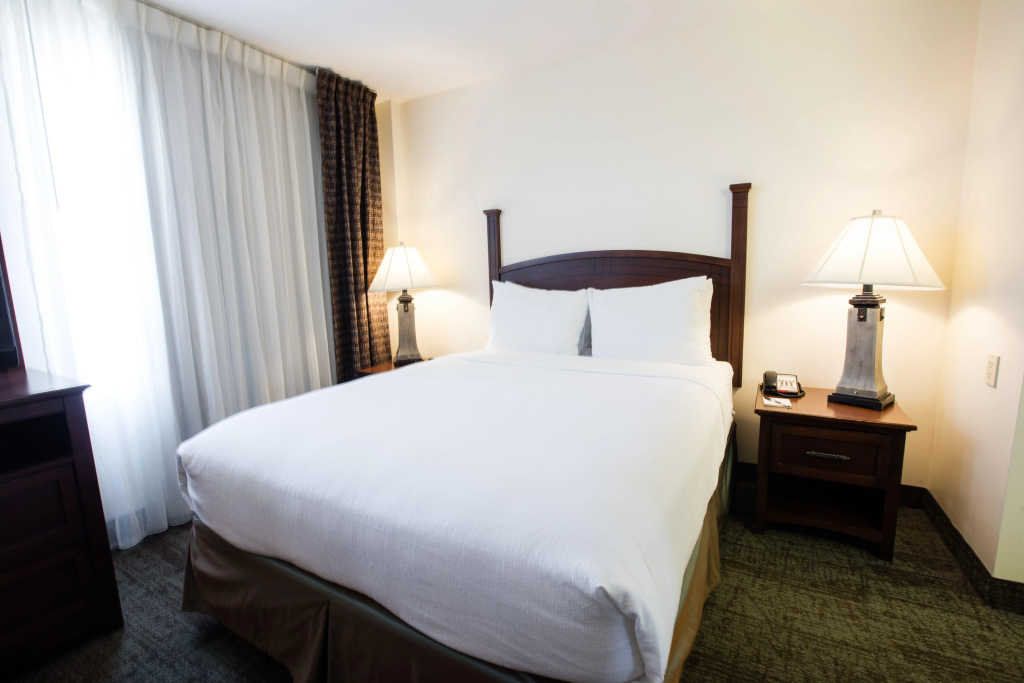Staybridge Suites Austin Airport by IHG