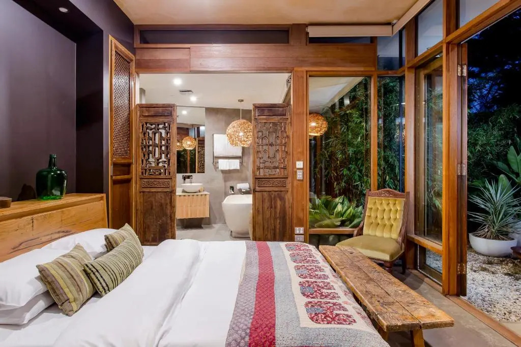 Sticky Rice Villas