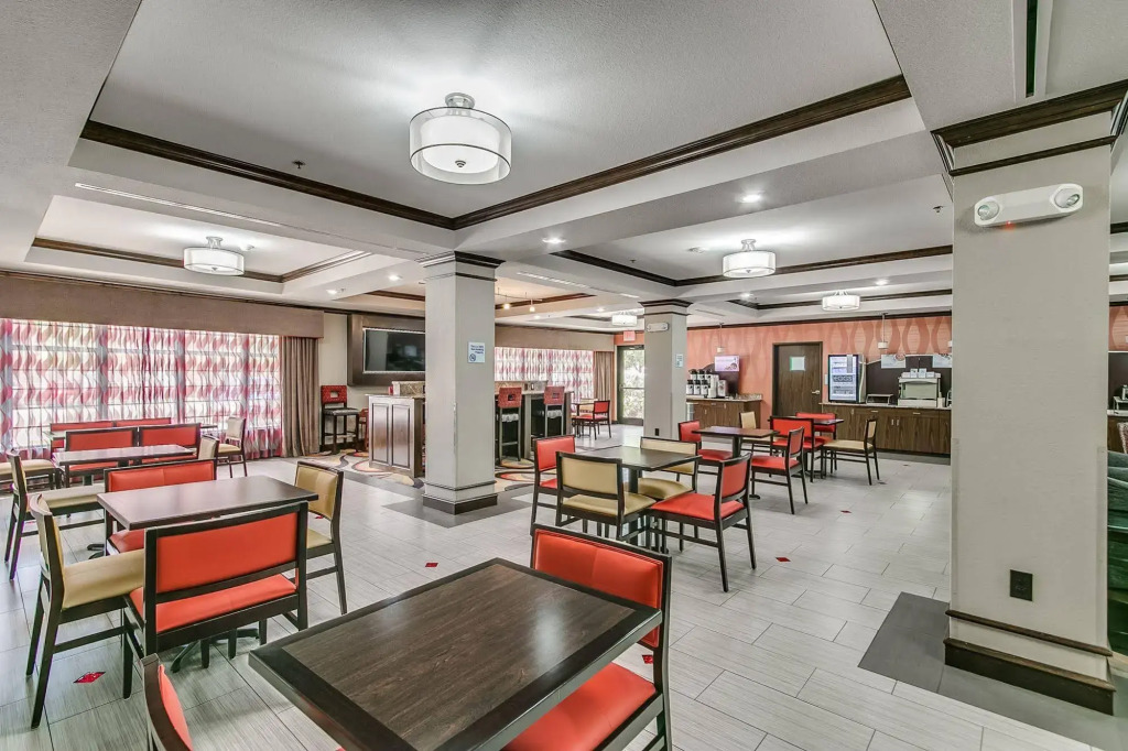 Holiday Inn Express and Suites Lubbock South by IHG