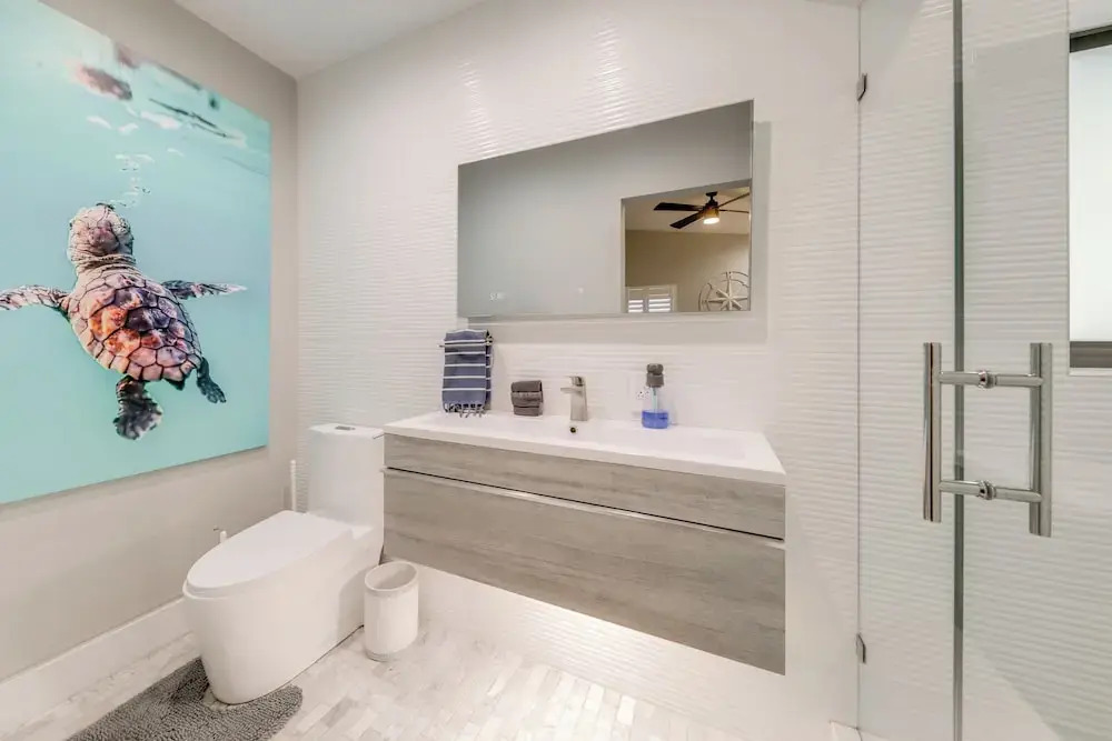 Upscale Home w/ Hot Tub: Walking Distance to Beach