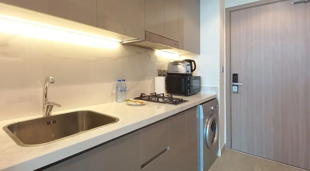Greek View Studio Farhad Azizi Residence Al Jaddaf