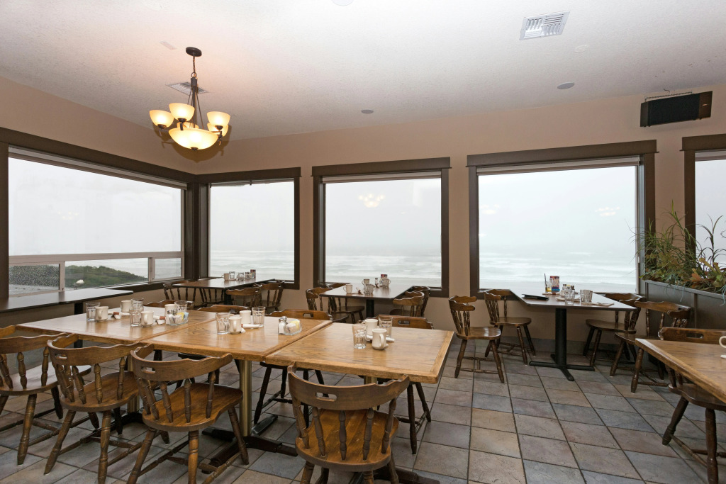 Seagrass Oceanfront Inn