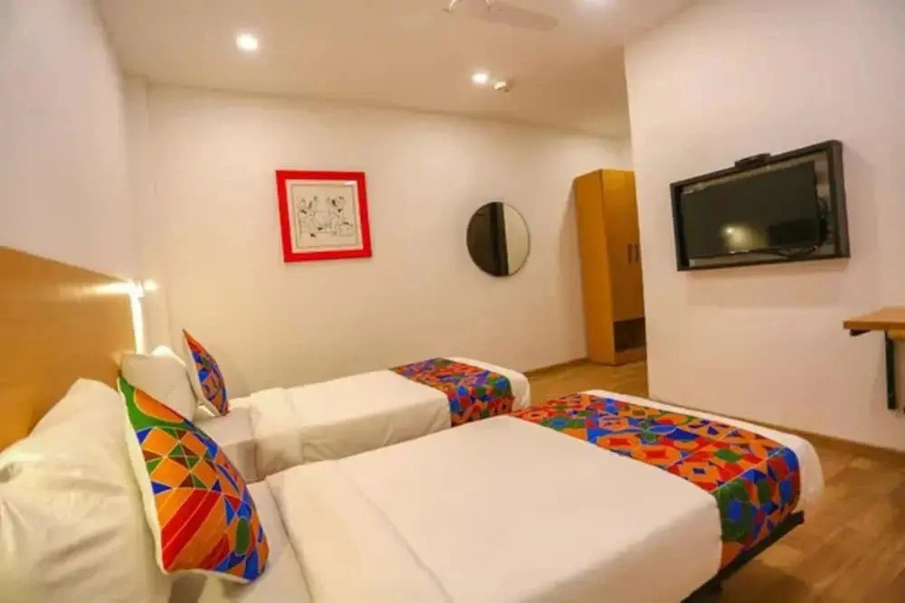 Fabhotel Nishkarsh