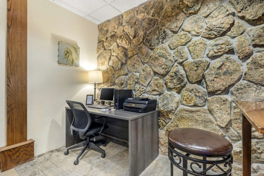Comfort Inn & Suites Mt Rushmore