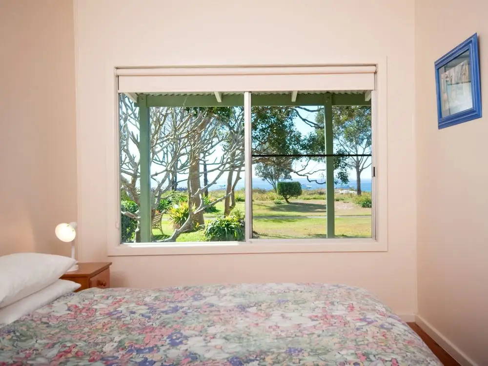 Sandy Shores, 18 Corlette Point Road