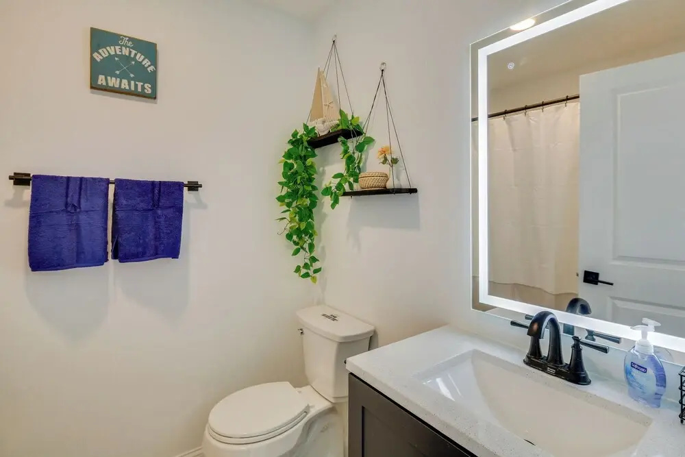 The Kraken Wildwood Townhome: 1/2 Mi to Beach!