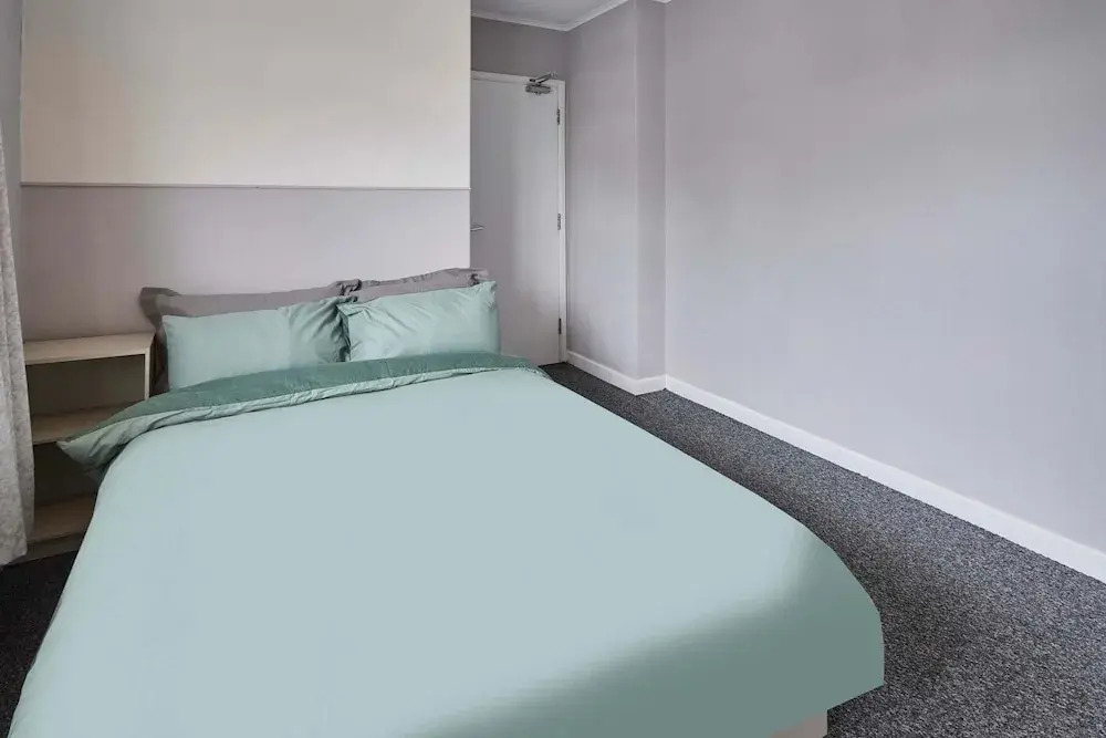 Host Stay Oldbury Road