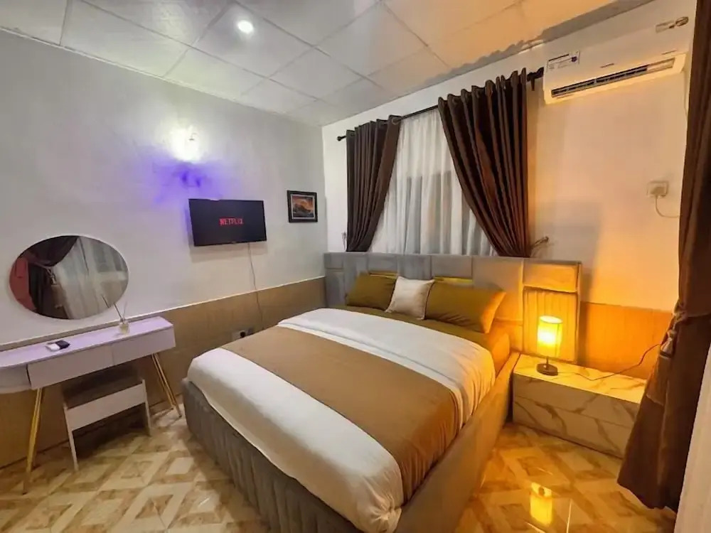 PrimeAxis Apartment