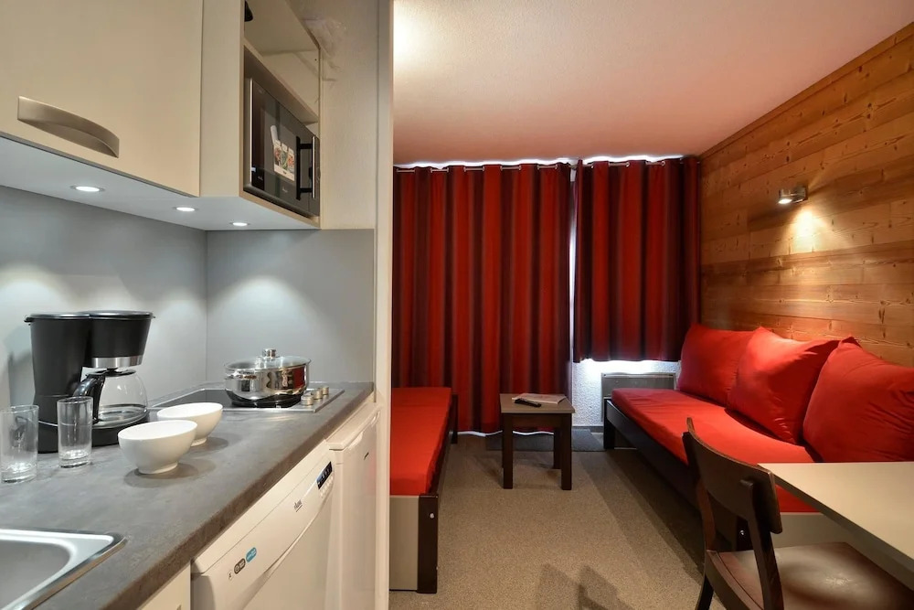 Belle Plagne Studio for 4 People of 23m², Located on the Slopes Th108