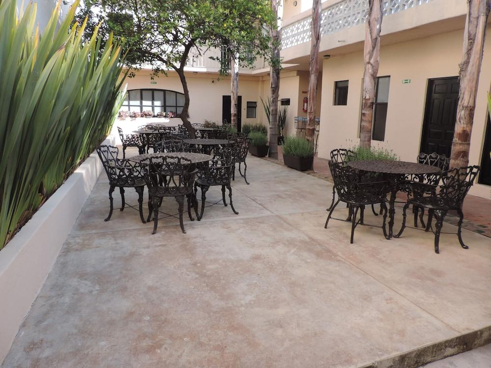 Hotel Suites Dali
