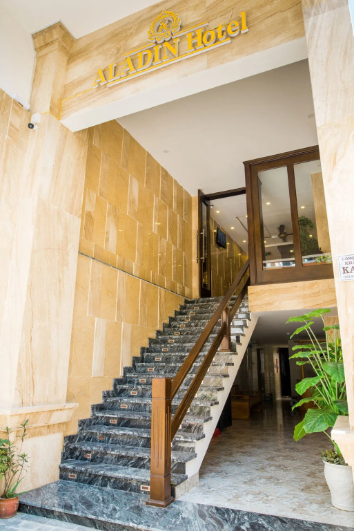 Aladin Hotel