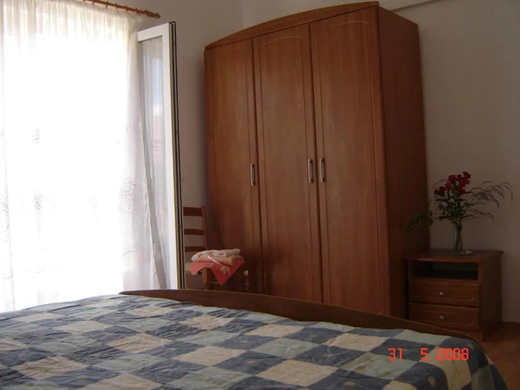 Apartments by the sea Cove Mala Lamjana, Ugljan - 21182